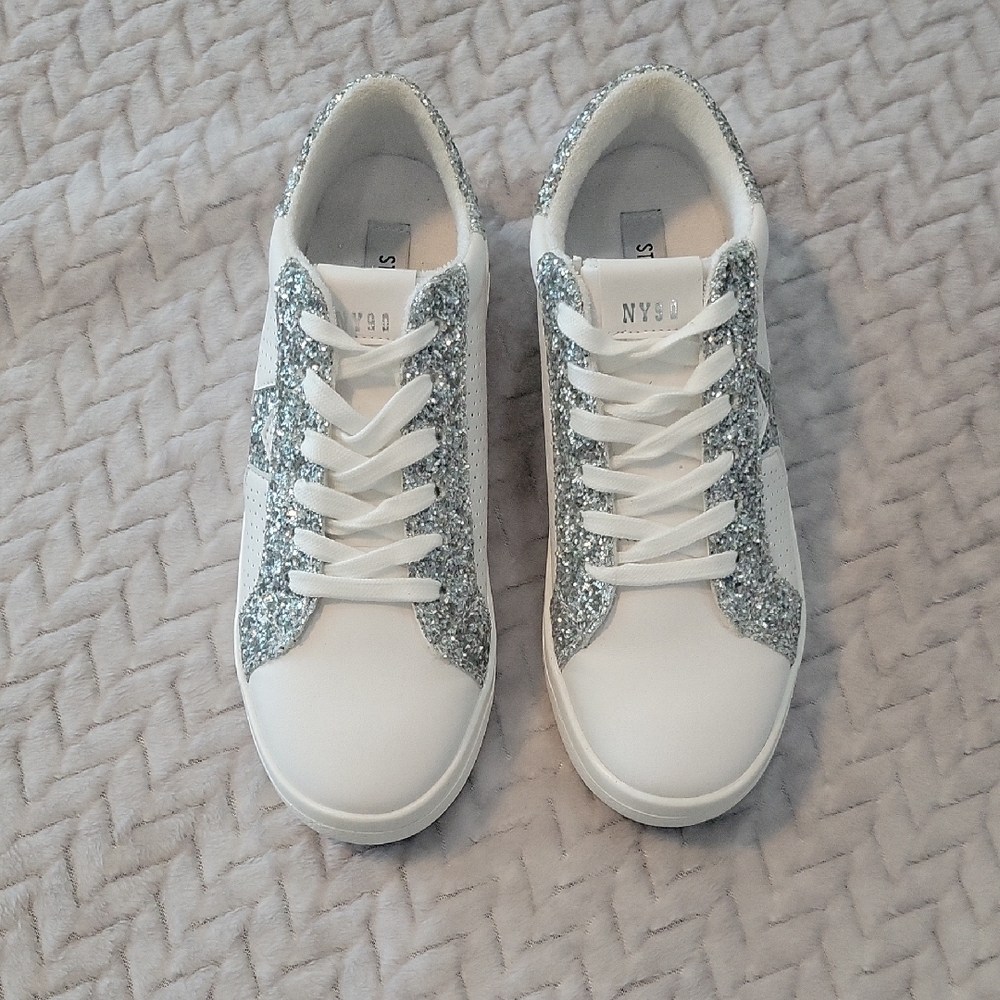 Steve Madden  Glitter Star Sneakers - Picture 3 of 8